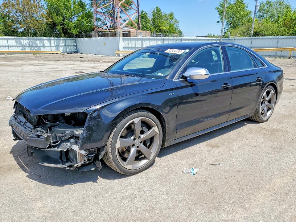 52824596 :رقم المزاد ، WAUD2AFD7DN029657 vin ، 2013 Audi S8 مزاد بيع