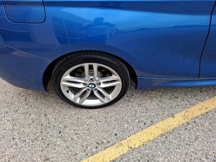 55233256 :رقم المزاد ، WBA1K7C50FV235358 vin ، 2015 Bmw 228 مزاد بيع