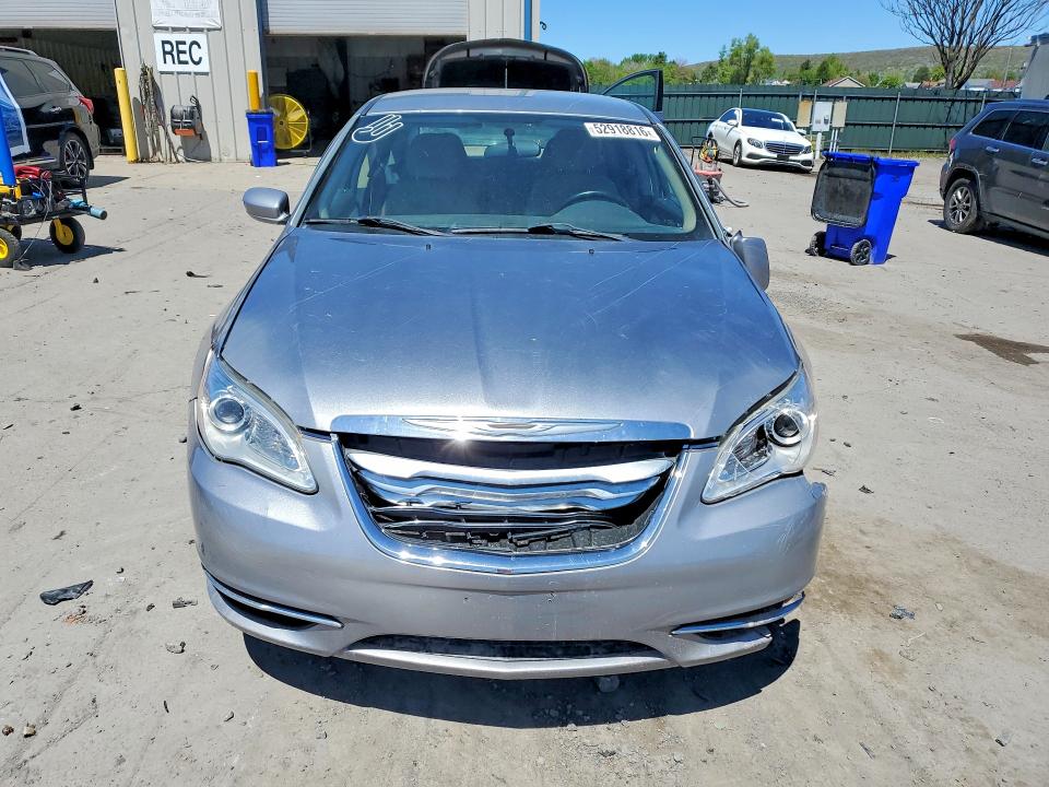 Продаж на аукціоні авто 2013 Chrysler 200, vin: 1C3CCBBG6DN556305, номер лоту: 52918816