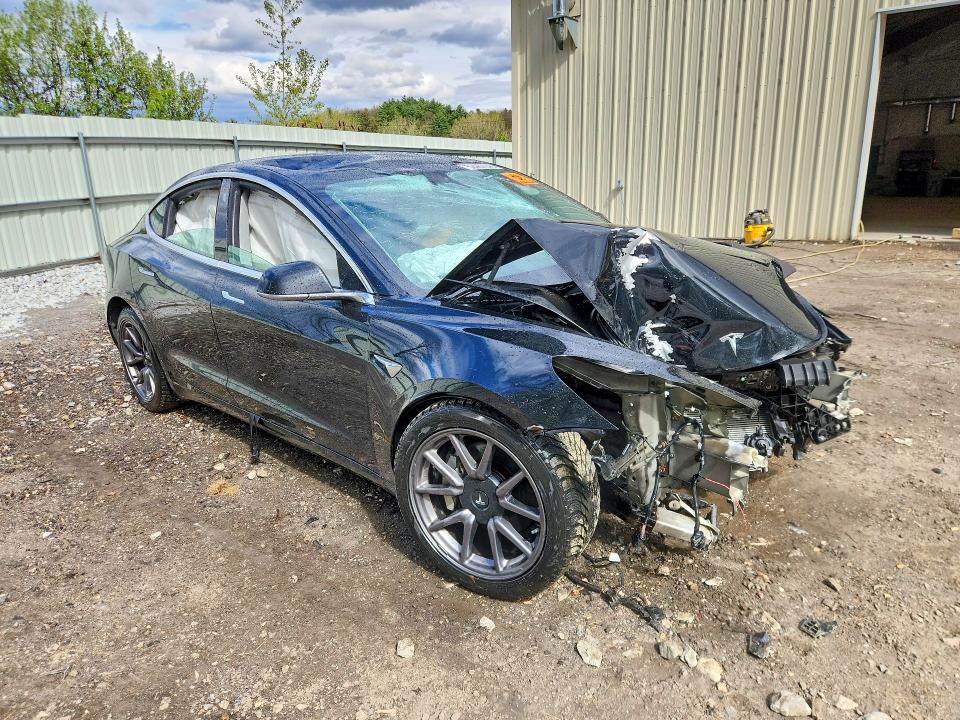 Продаж на аукціоні авто 2018 Tesla Model 3, vin: 5YJ3E1EB8JF184315, номер лоту: 52487046