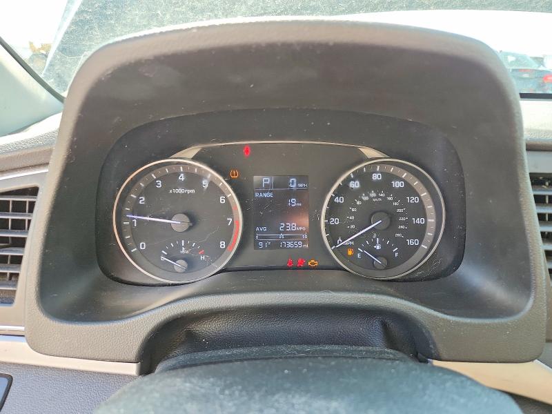 55742846 :رقم المزاد ، 5NPD74LF5JH316096 vin ، 2018 Hyundai Elantra مزاد بيع