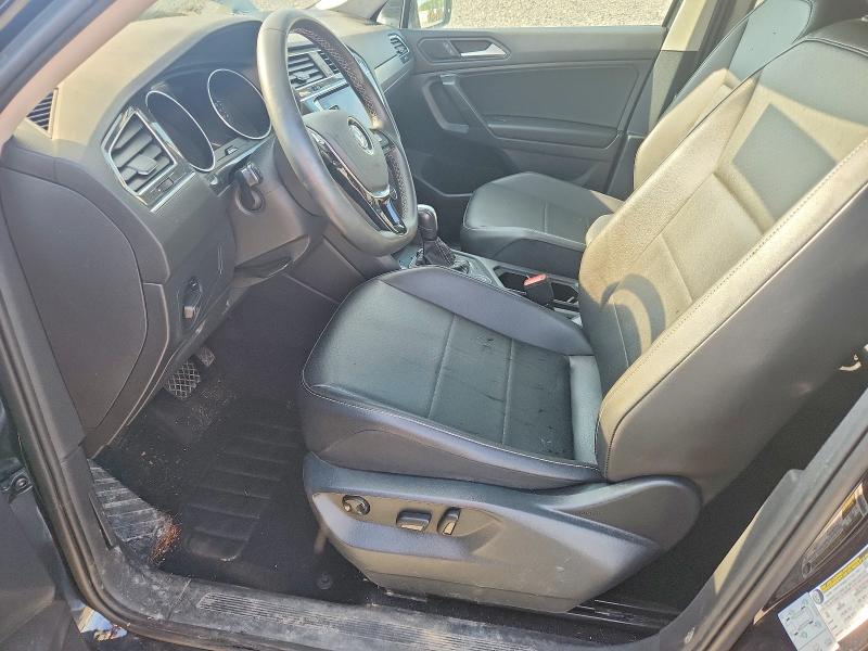 53962576 :رقم المزاد ، 3VV2B7AX3MM145867 vin ، 2021 Volkswagen Tiguan مزاد بيع