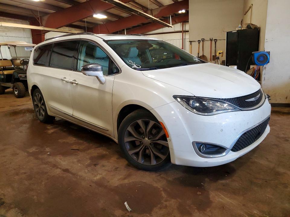 2017 Chrysler Pacifica მანქანა იყიდება აუქციონზე, vin: 2C4RC1GG0HR536813, აუქციონის ნომერი: 54132986
