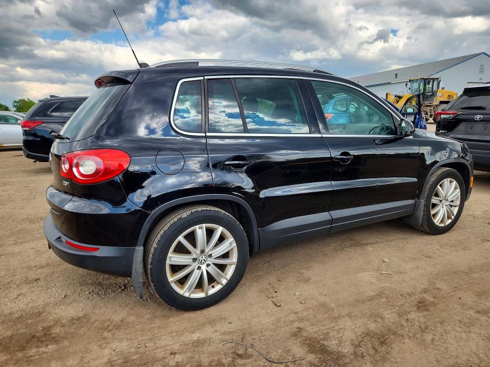 2009 Volkswagen Tiguan მანქანა იყიდება აუქციონზე, vin: WVGAV75N19W509829, აუქციონის ნომერი: 51838856