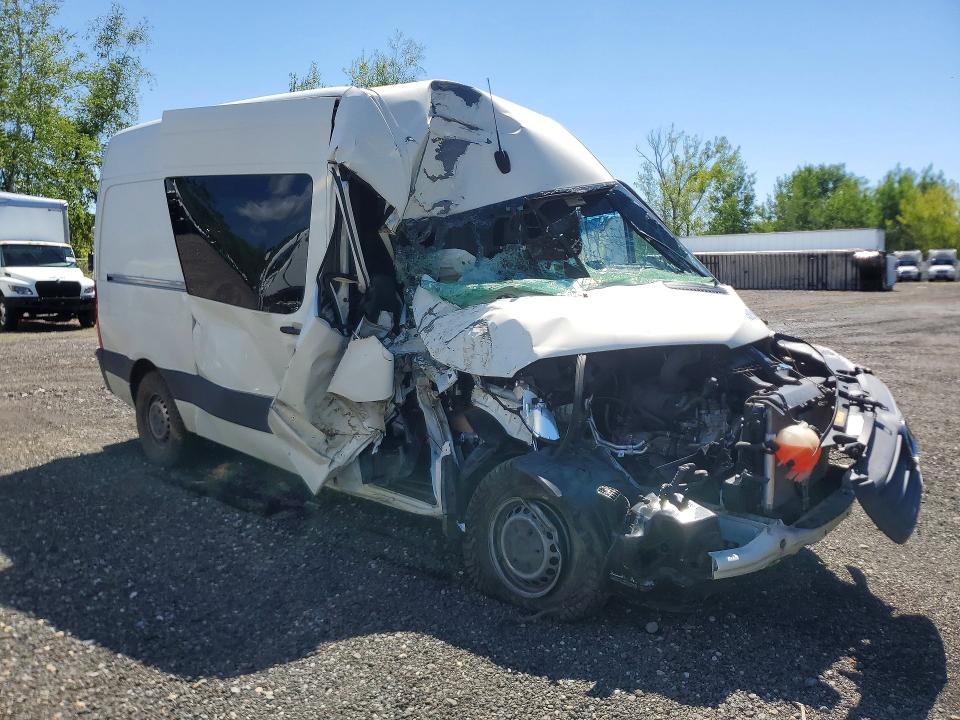 53063946 :رقم المزاد ، W1W4EBHY5LT036914 vin ، 2020 Mercedes Benz Sprinter مزاد بيع