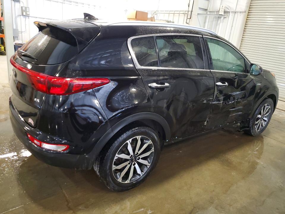 Продажа на аукционе авто 2017 Kia Sportage, vin: KNDPNCAC6H7237282, номер лота: 52697516