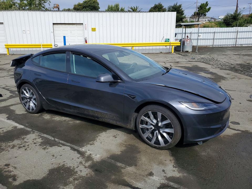 Продажа на аукционе авто 2024 Tesla Model 3, vin: 5YJ3E1EA8RF743011, номер лота: 54941456