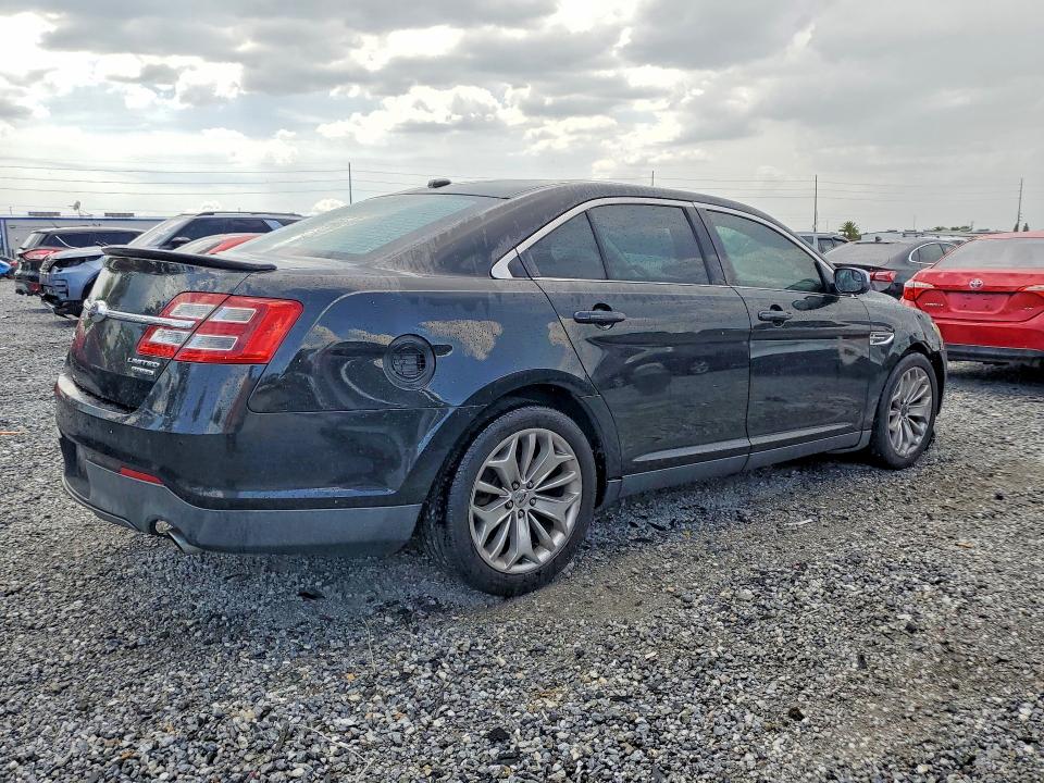 2013 Ford Taurus მანქანა იყიდება აუქციონზე, vin: 1FAHP2F85DG228800, აუქციონის ნომერი: 54765486