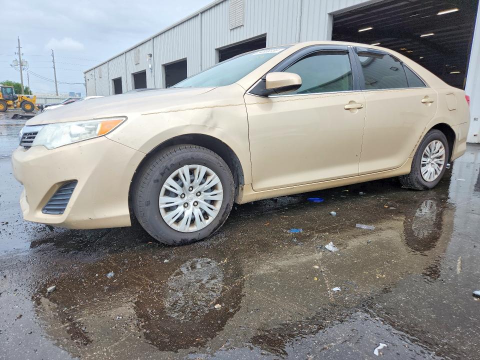 54556336 :رقم المزاد ، 4T1BF1FK0CU607126 vin ، 2012 Toyota Camry مزاد بيع