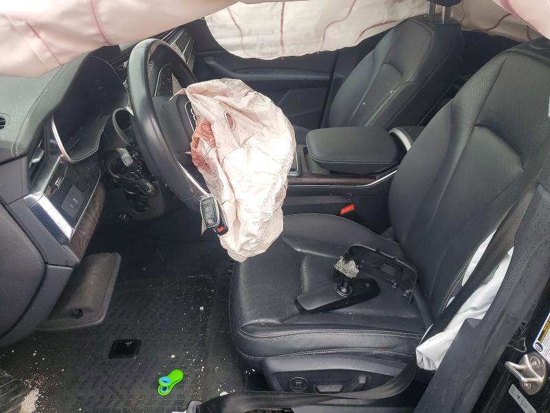 53018826 :رقم المزاد ، WA1EVAF14LD025620 vin ، 2020 Audi Q8 مزاد بيع