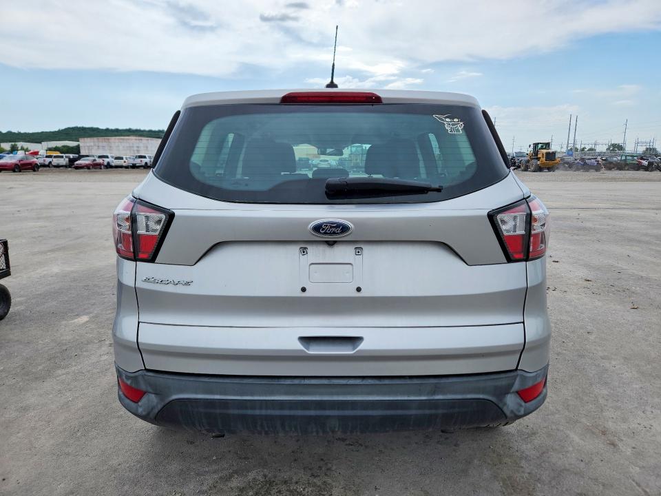 2017 Ford Escape მანქანა იყიდება აუქციონზე, vin: 1FMCU0F70HUE71703, აუქციონის ნომერი: 54811006
