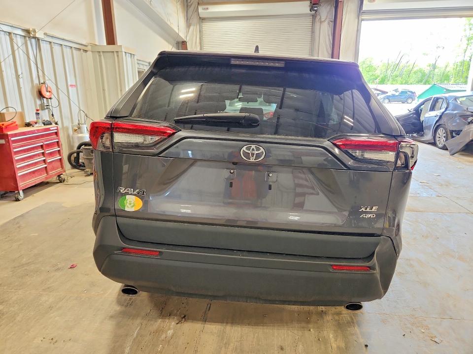 Aukcja sprzedaży 2021 Toyota Rav4, vin: 2T3P1RFV6MC194202, numer aukcji: 54121236