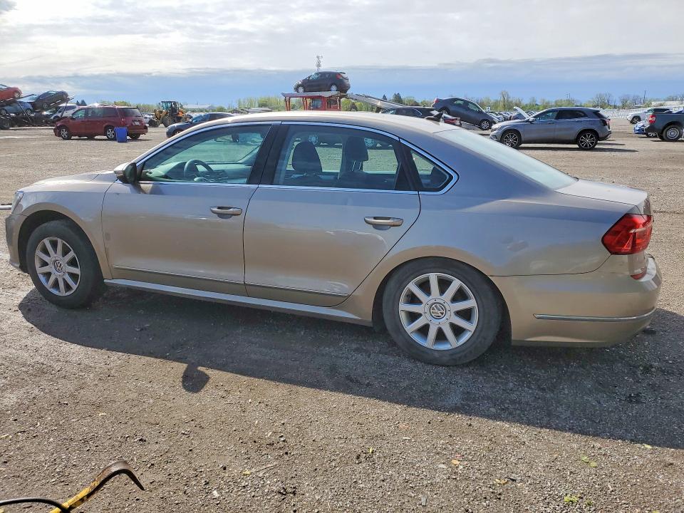 53624506 :رقم المزاد ، 1VWAS7A36GC030920 vin ، 2016 Volkswagen Passat مزاد بيع
