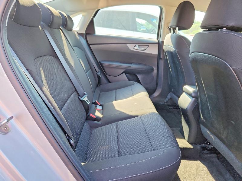 2020 Kia Forte მანქანა იყიდება აუქციონზე, vin: 3KPF24AD0LE193453, აუქციონის ნომერი: 53452426