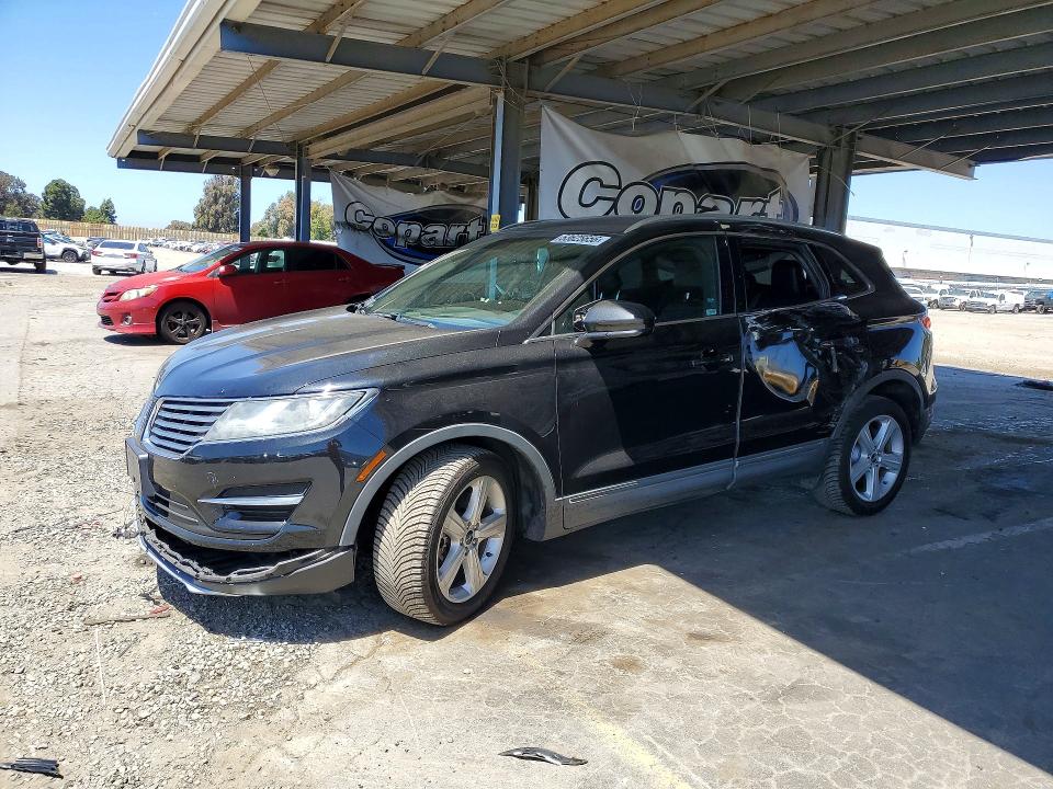 53625656 :رقم المزاد ، 5LMCJ1A9XFUJ45991 vin ، 2015 Lincoln Mkc مزاد بيع