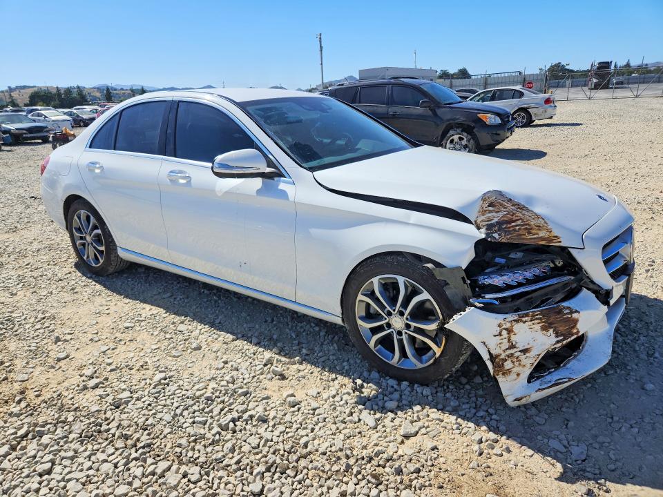 2015 Mercedes-benz C მანქანა იყიდება აუქციონზე, vin: 55SWF4JBXFU072199, აუქციონის ნომერი: 53827336