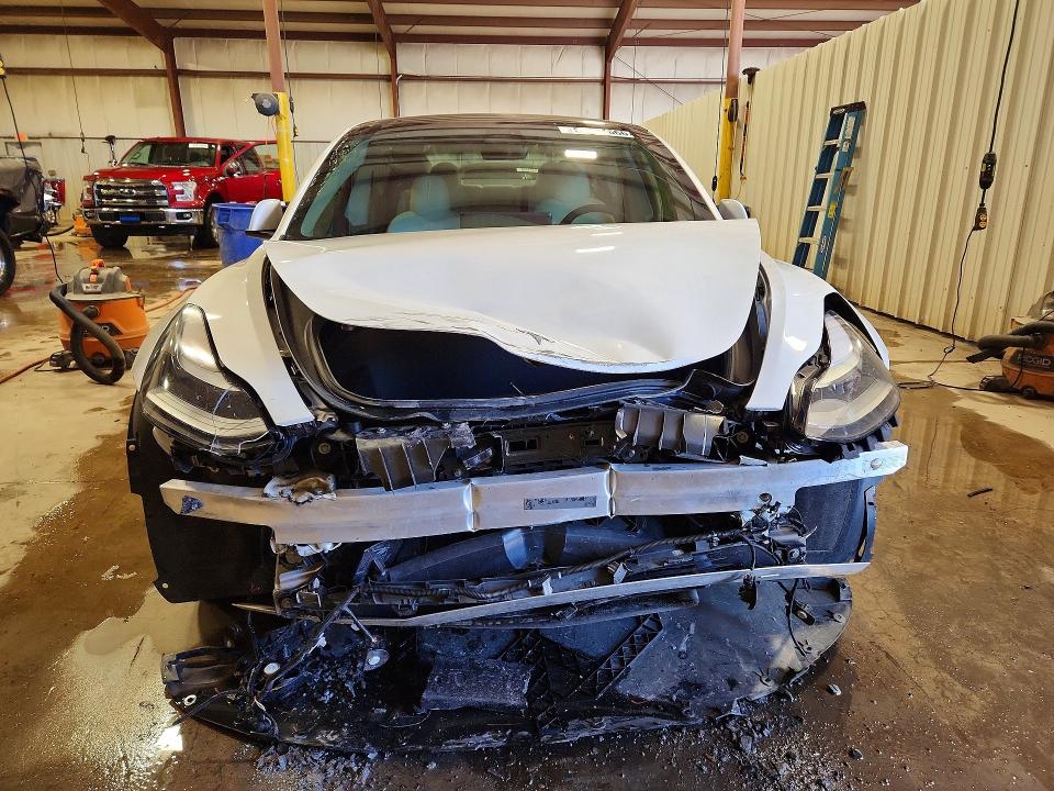 2021 Tesla Model 3 მანქანა იყიდება აუქციონზე, vin: 5YJ3E1EB8MF056371, აუქციონის ნომერი: 53027666