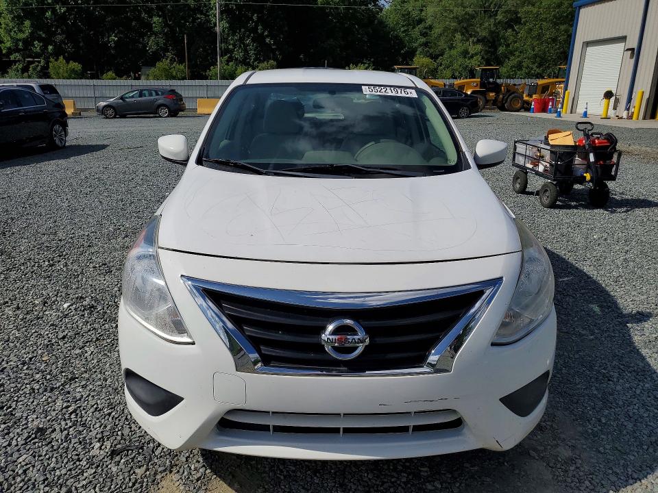 2015 Nissan Versa მანქანა იყიდება აუქციონზე, vin: 3N1CN7AP0FL817597, აუქციონის ნომერი: 55221976