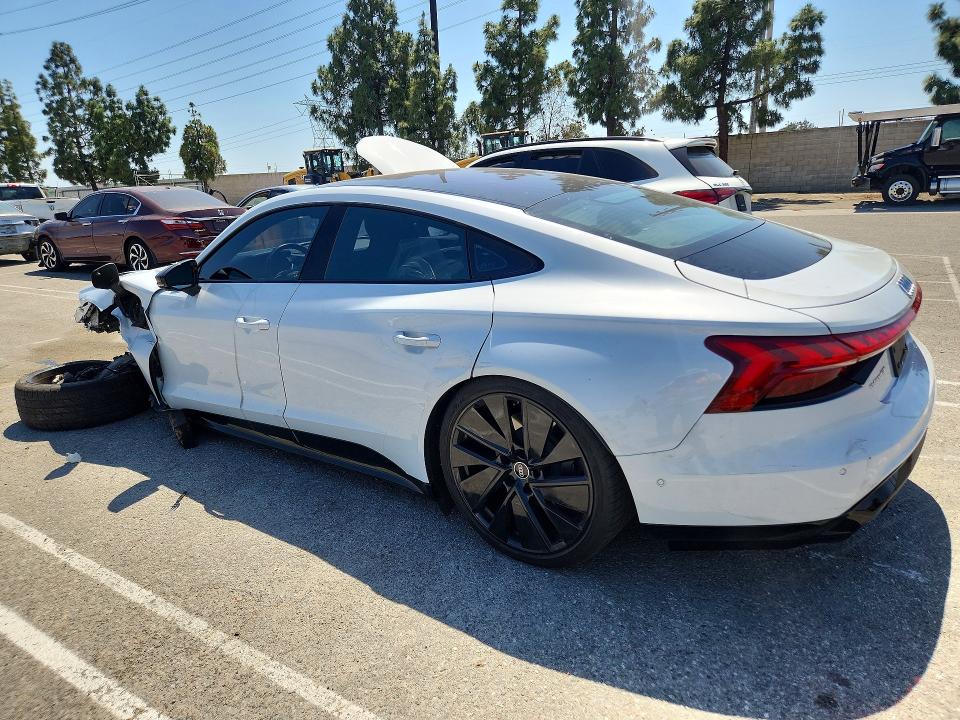 54661596 :رقم المزاد ، WAUEJBFW2N7004895 vin ، 2022 Audi E-tron Gt مزاد بيع