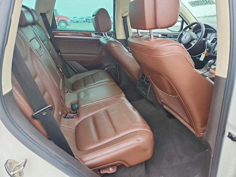 Продажа на аукционе авто 2011 Volkswagen Touareg, vin: WVGFK9BP8BD005862, номер лота: 54312056