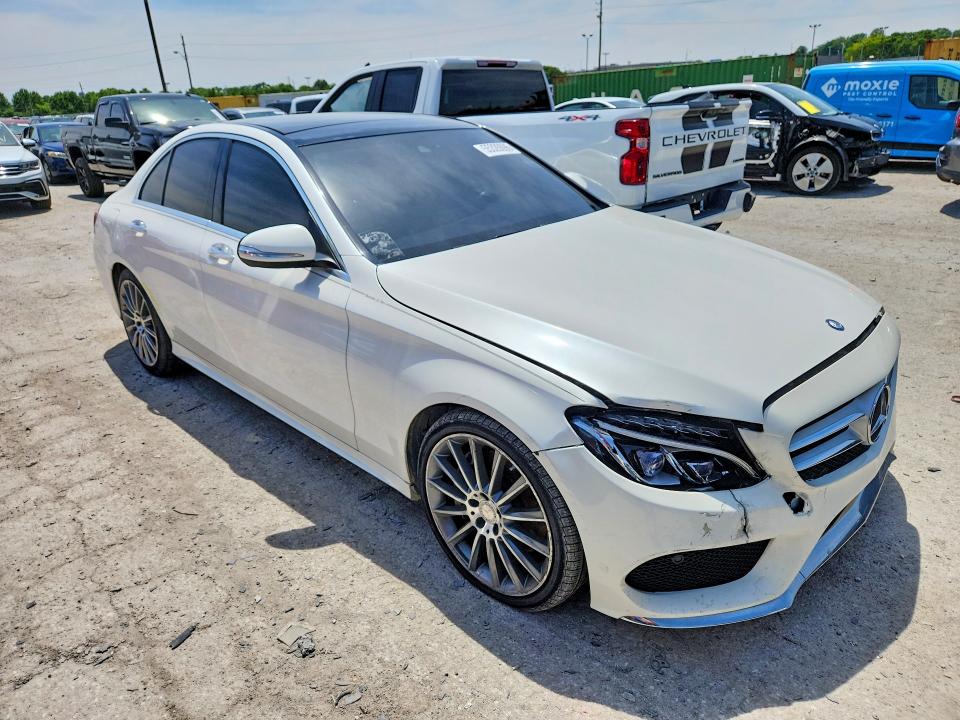 55326096 :رقم المزاد ، 55SWF6GB1FU030555 vin ، 2015 Mercedes-benz C مزاد بيع