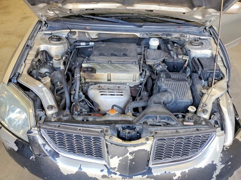 53537716 :رقم المزاد ، 4A3AB36F04E116090 vin ، 2004 Mitsubishi Galant مزاد بيع