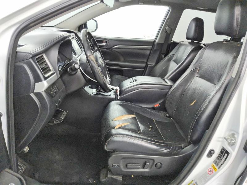 2018 Toyota Highlander მანქანა იყიდება აუქციონზე, vin: 5TDDZRFH3JS841219, აუქციონის ნომერი: 52817316
