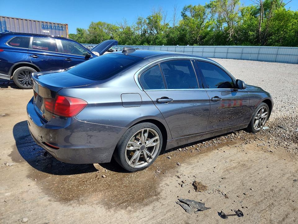 54833186 :رقم المزاد ، WBA3A5C53FF610248 vin ، 2015 Bmw 328 مزاد بيع