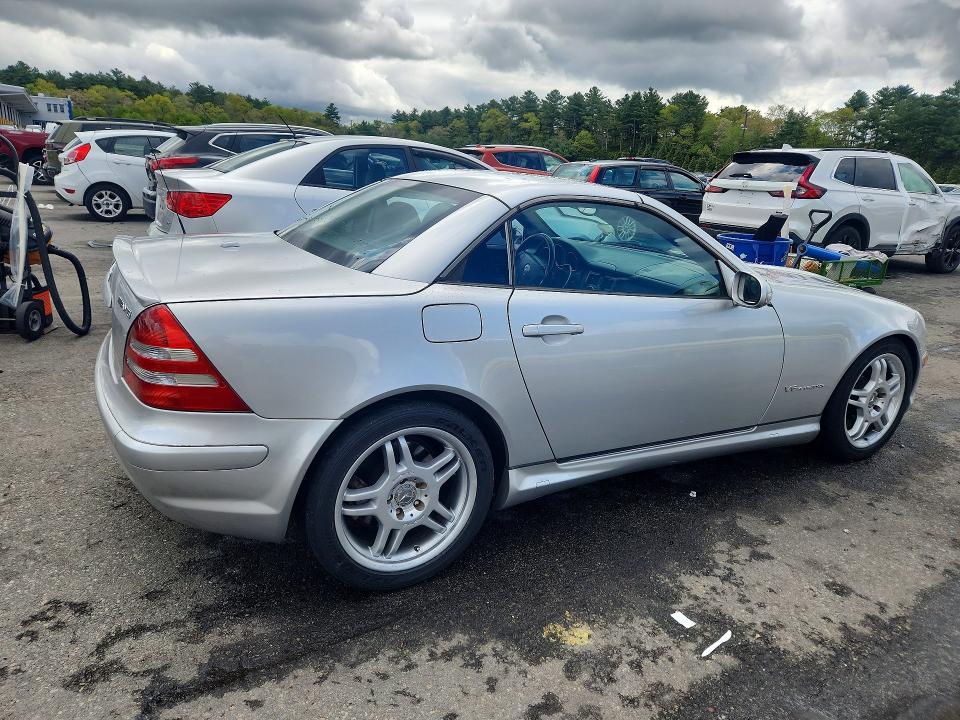 Aukcja sprzedaży 2002 Mercedes-benz Slk, vin: WDBKK66F32F238733, numer aukcji: 53453296