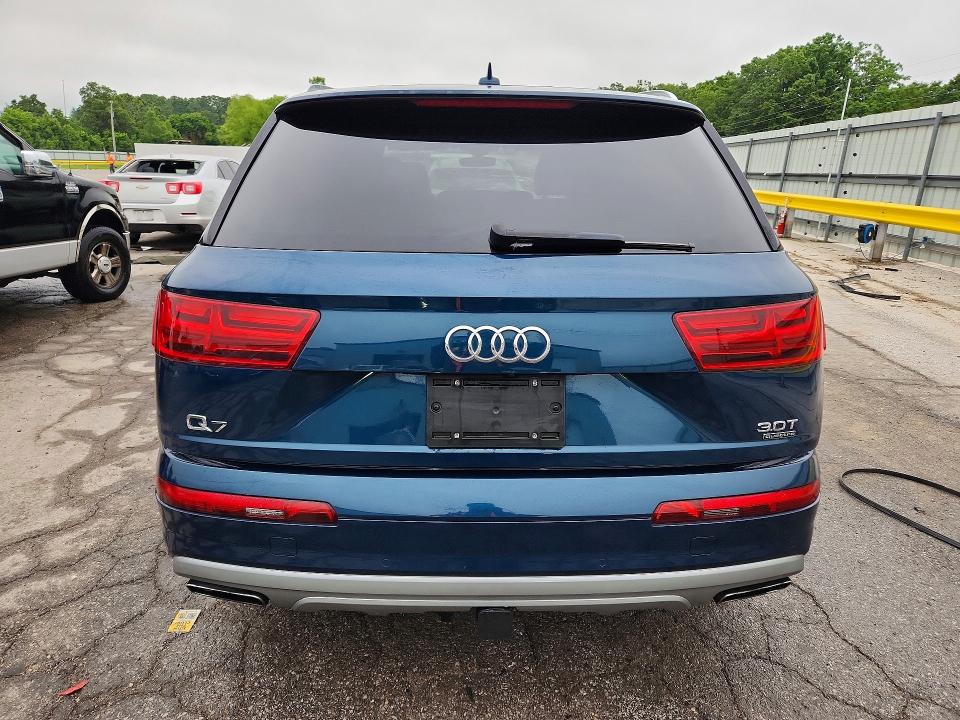 2018 Audi Q7 მანქანა იყიდება აუქციონზე, vin: WA1VAAF76JD040682, აუქციონის ნომერი: 53669306