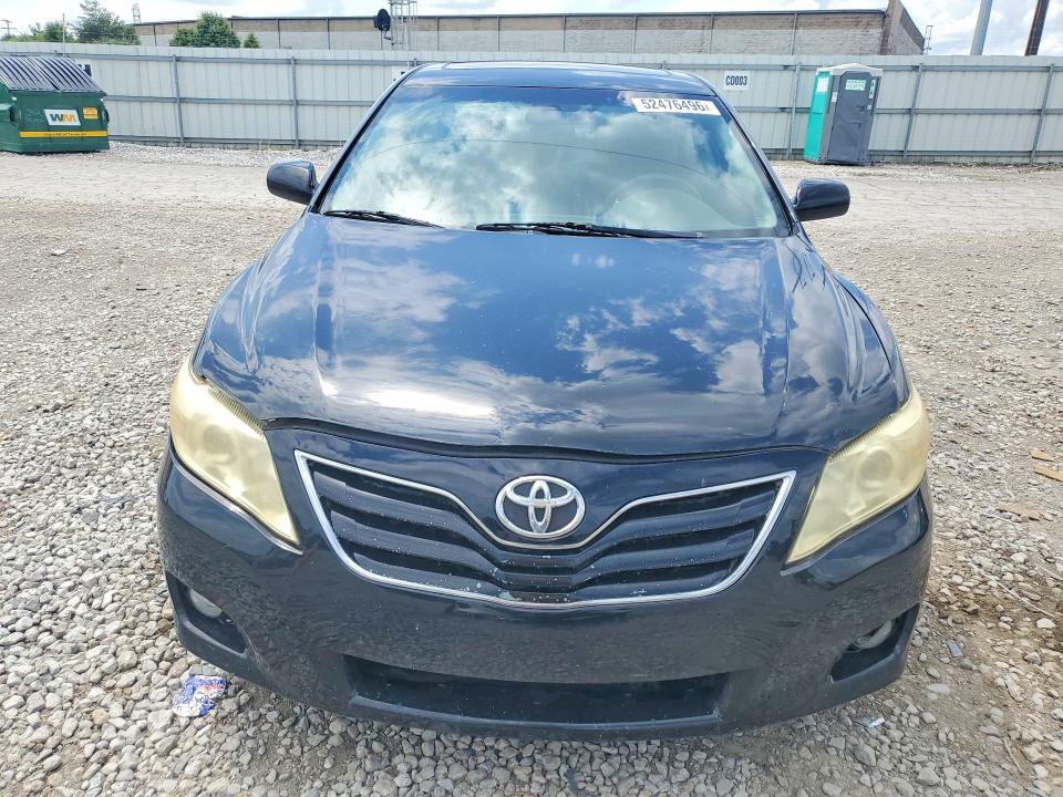 52476496 :رقم المزاد ، 4T1BF3EK1BU733278 vin ، 2011 Toyota Camry مزاد بيع