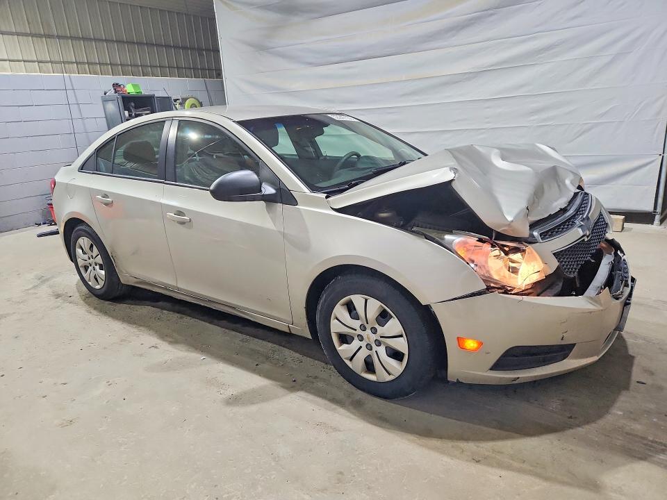 52247136 :رقم المزاد ، 1G1PA5SH5E7227185 vin ، 2014 Chevrolet Cruze مزاد بيع