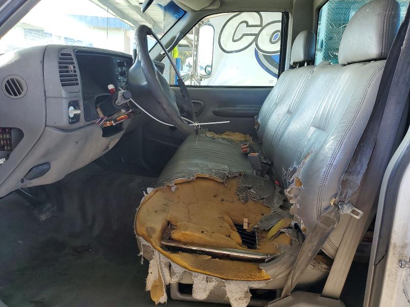54909796 :رقم المزاد ، 1GDGC24R2XF098493 vin ، 1999 Gmc Sierra مزاد بيع