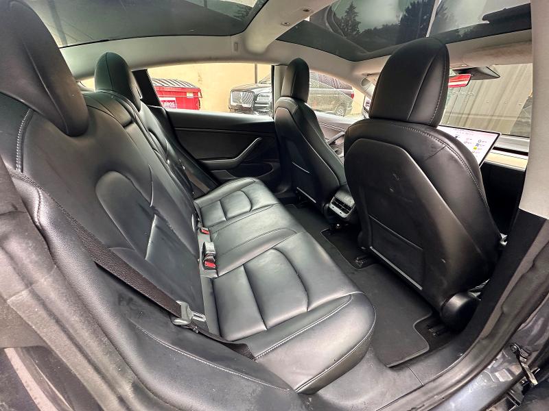 2018 Tesla Model 3 მანქანა იყიდება აუქციონზე, vin: 5YJ3E1EB1JF119497, აუქციონის ნომერი: 52792666