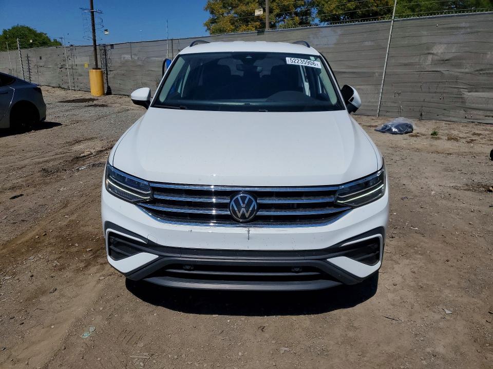 Продаж на аукціоні авто 2024 Volkswagen Tiguan, vin: 3VVRB7AX1RM196239, номер лоту: 52235906