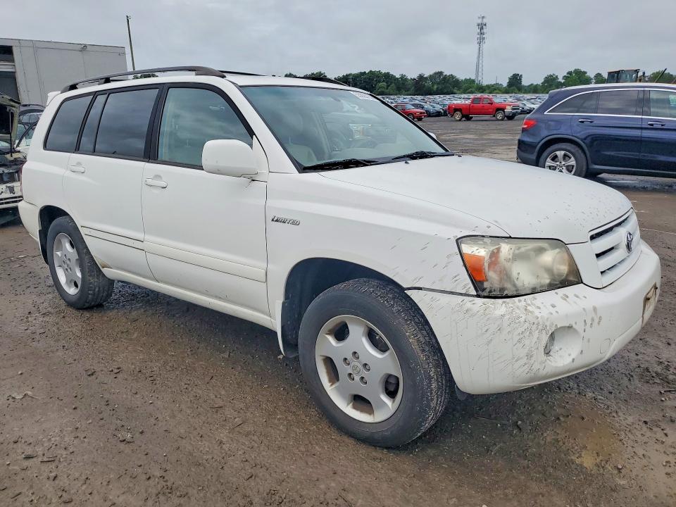 55028156 :رقم المزاد ، JTEEP21A450104014 vin ، 2005 Toyota Highlander مزاد بيع