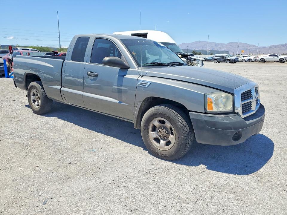54916906 :رقم المزاد ، 1D7HE22K65S186918 vin ، 2005 Dodge Dakota مزاد بيع