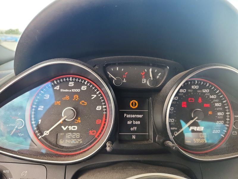 2011 Audi R8 მანქანა იყიდება აუქციონზე, vin: WUAVNAFG0BN001336, აუქციონის ნომერი: 54783716
