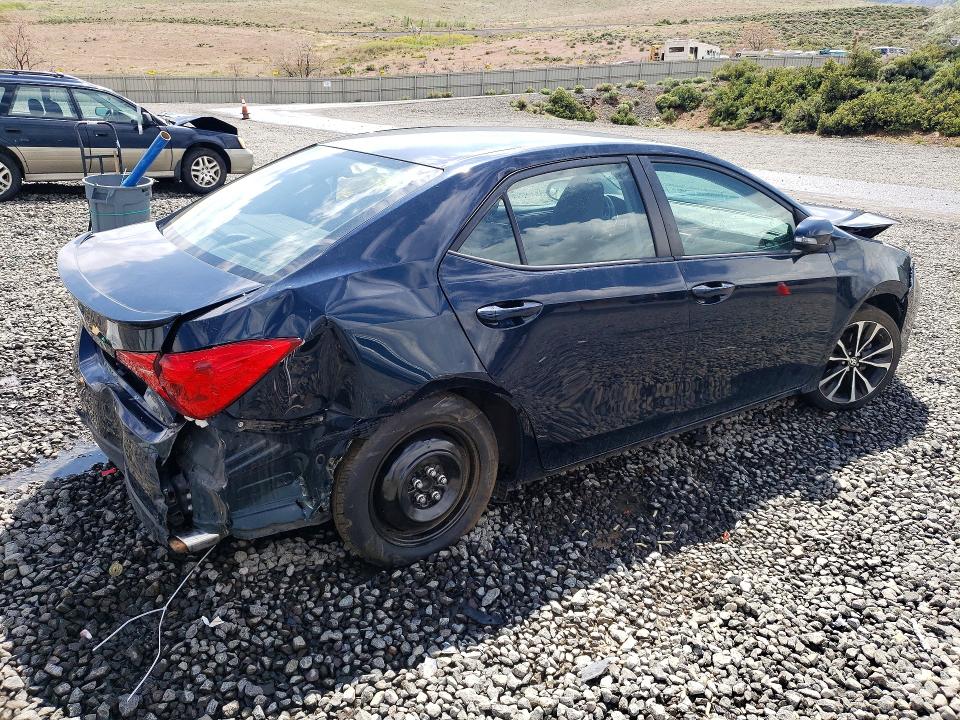 Продажа на аукционе авто 2018 Toyota Corolla, vin: 2T1BURHE2JC003412, номер лота: 52255976