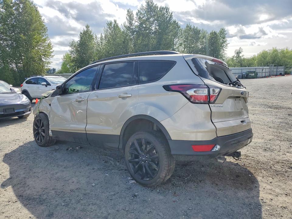 2017 Ford Escape მანქანა იყიდება აუქციონზე, vin: 1FMCU9G96HUB80515, აუქციონის ნომერი: 54297316