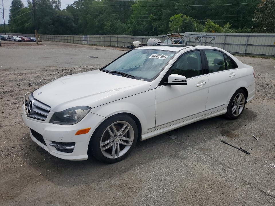 Продажа на аукционе авто 2013 Mercedes-benz C, vin: WDDGF4HB5DR297106, номер лота: 54808196
