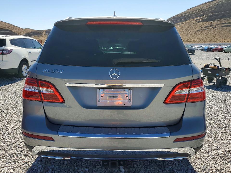 2014 Mercedes-benz Ml მანქანა იყიდება აუქციონზე, vin: 4JGDA5JBXEA361647, აუქციონის ნომერი: 52558606