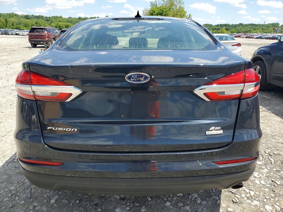 52383296 :رقم المزاد ، 3FA6P0HD7LR221005 vin ، 2020 Ford Fusion مزاد بيع