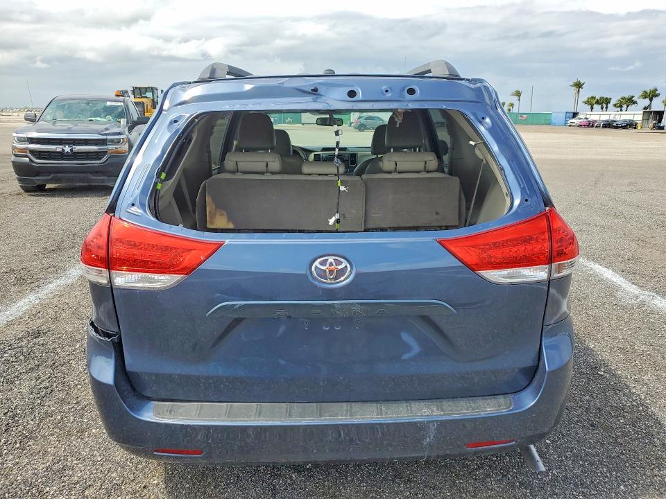 52523866 :رقم المزاد ، 5TDYK3DC2ES508123 vin ، 2014 Toyota Sienna مزاد بيع