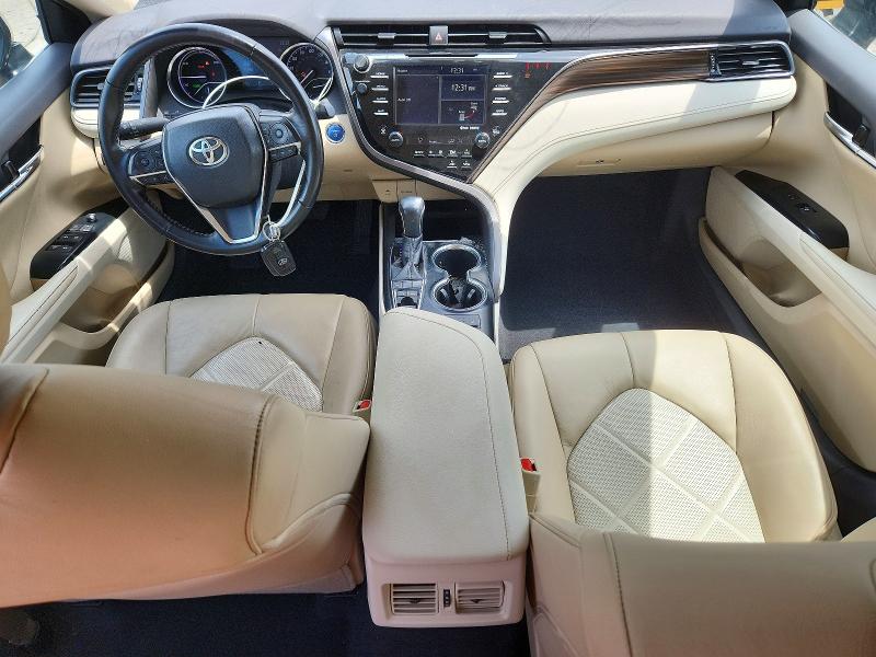 2019 Toyota Camry Hybrid მანქანა იყიდება აუქციონზე, vin: 4T1B21HK7KU520475, აუქციონის ნომერი: 55426836