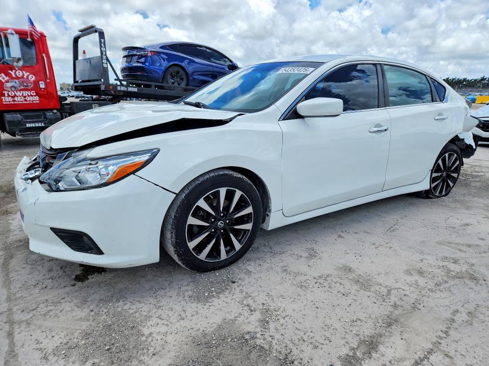 2018 Nissan Altima მანქანა იყიდება აუქციონზე, vin: 1N4AL3APXJC157906, აუქციონის ნომერი: 54352426
