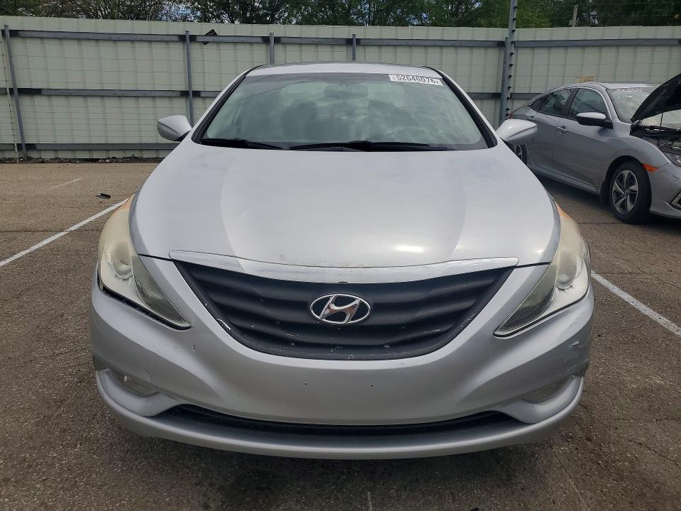2013 Hyundai Sonata მანქანა იყიდება აუქციონზე, vin: 5NPEB4AC3DH656945, აუქციონის ნომერი: 52646076