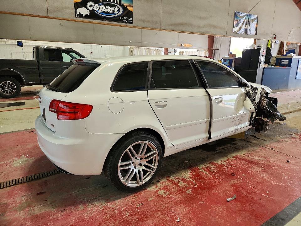 2011 Audi A3 მანქანა იყიდება აუქციონზე, vin: WAUBJAFM0BA038344, აუქციონის ნომერი: 54304956