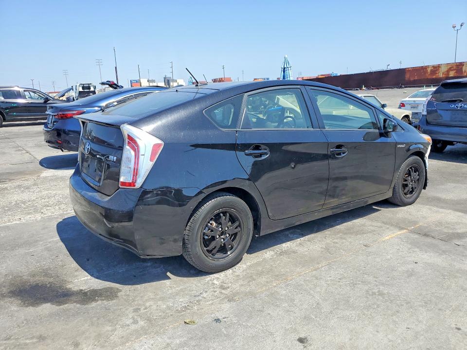 54131256 :رقم المزاد ، JTDKN3DU8F1977432 vin ، 2015 Toyota Prius مزاد بيع