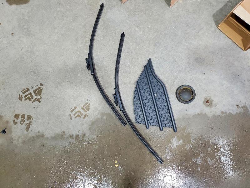 2016 Ford Escape მანქანა იყიდება აუქციონზე, vin: 1FMCU0F71GUC76725, აუქციონის ნომერი: 53886316